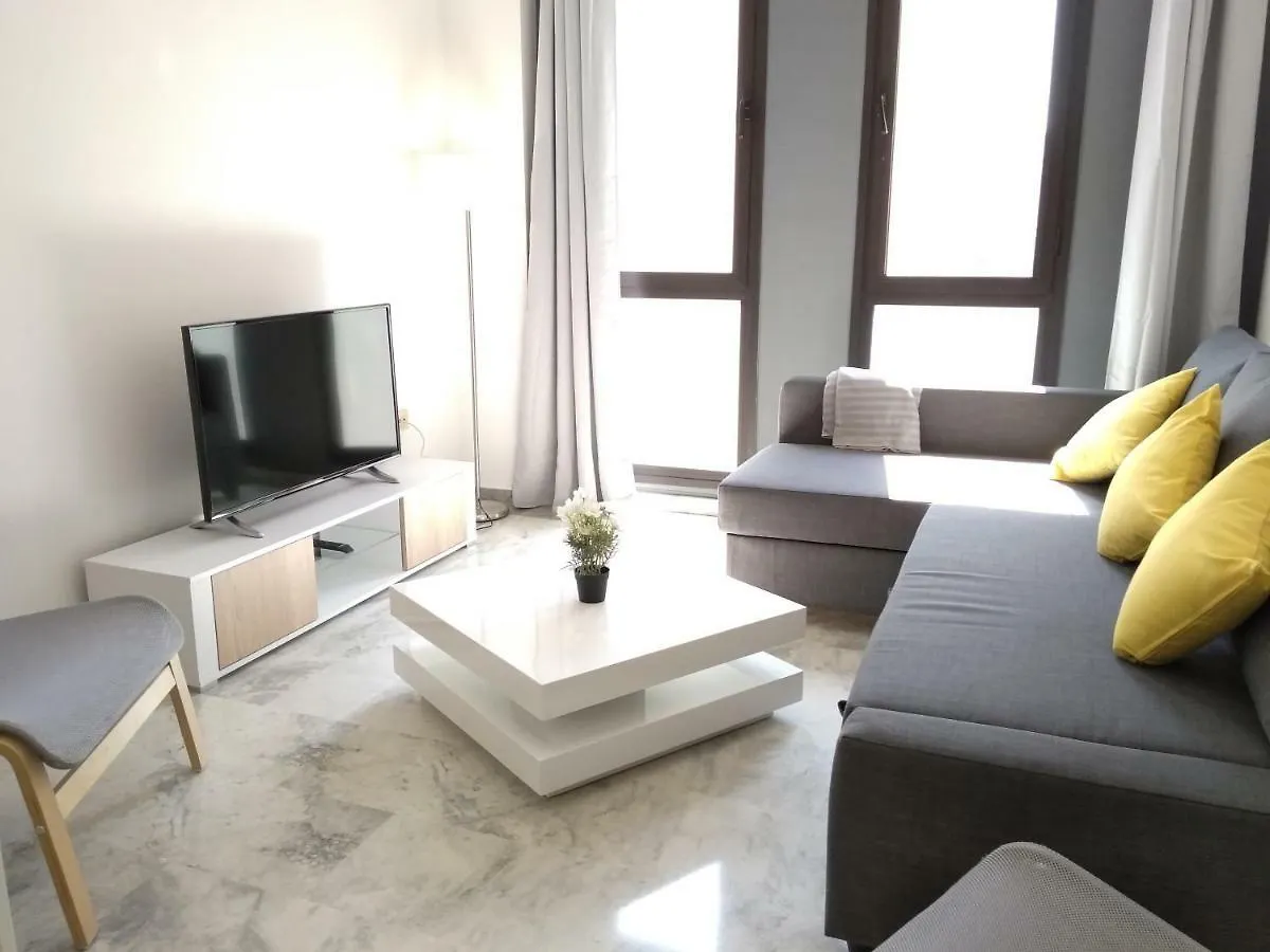 شقة مالقة  في Del Parque Flats Martinez Larios